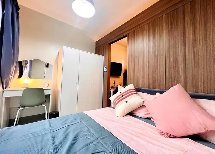 Jr864 House Apartment Manila